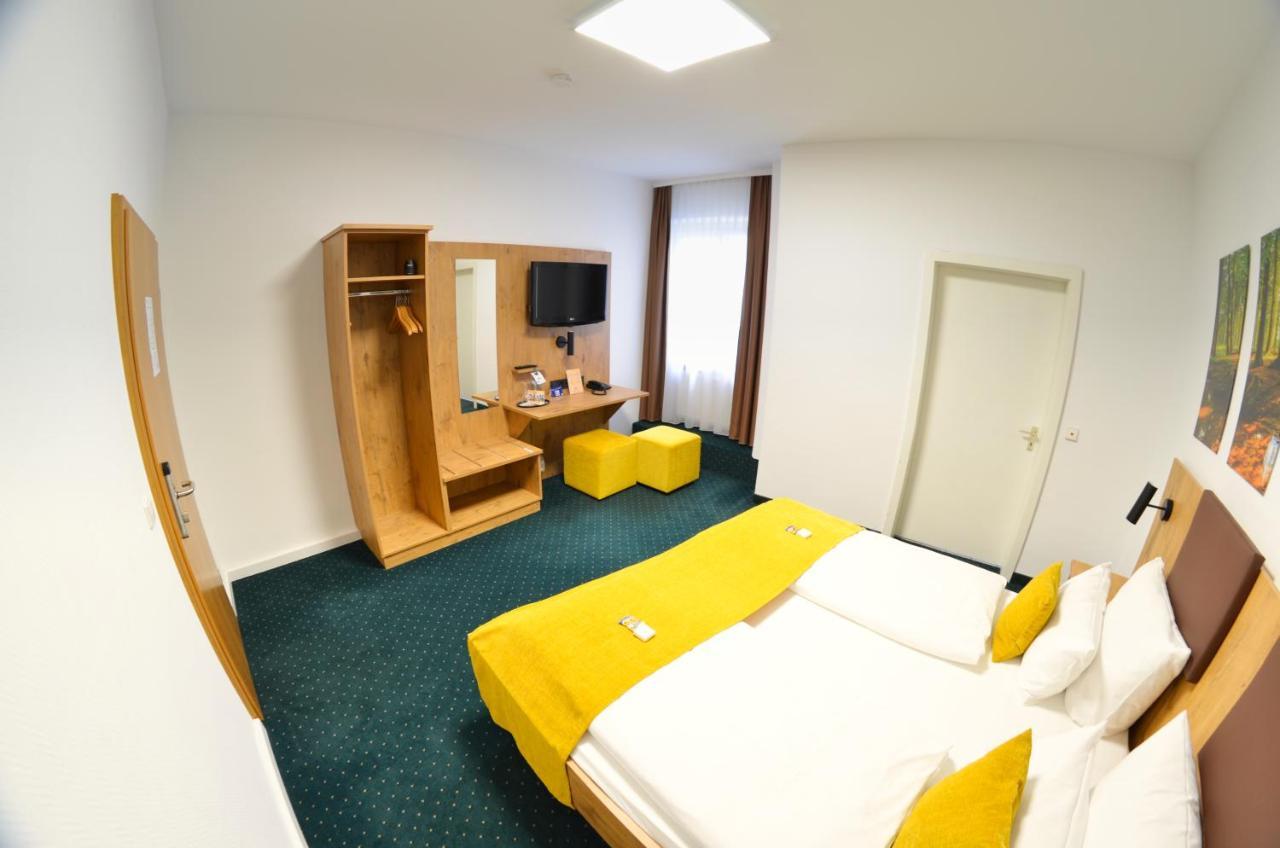 Hotel Am Markt Karlsruhe Ngoại thất bức ảnh