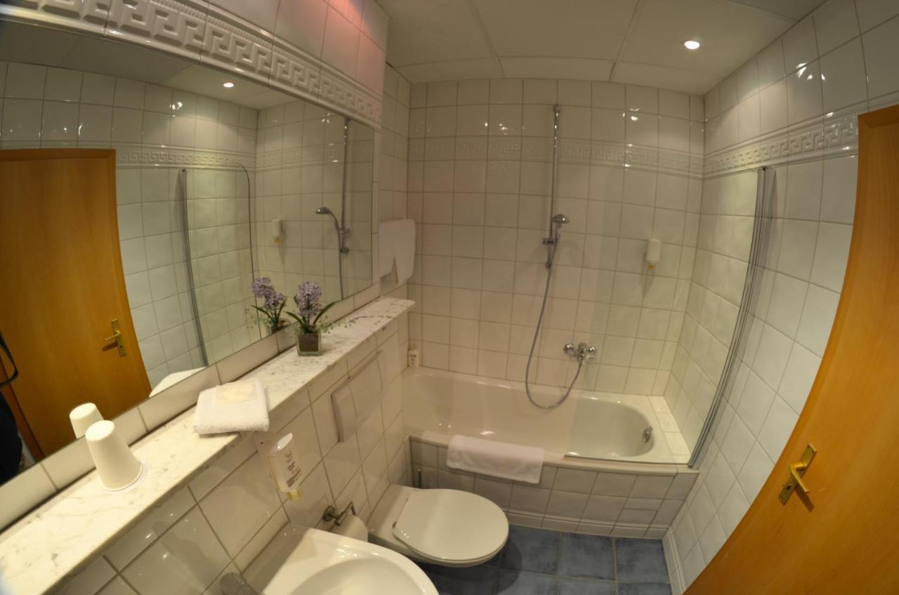Hotel Am Markt Karlsruhe Ngoại thất bức ảnh