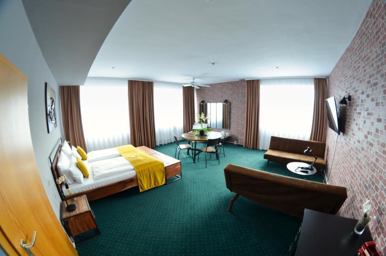 Hotel Am Markt Karlsruhe Ngoại thất bức ảnh