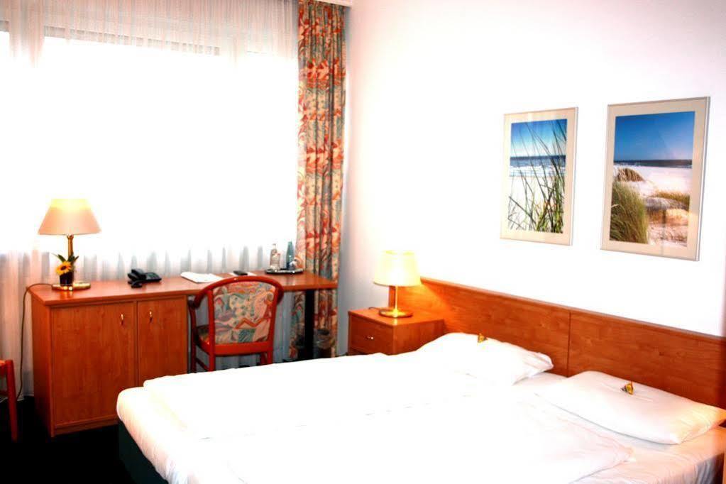 Hotel Am Markt Karlsruhe Ngoại thất bức ảnh