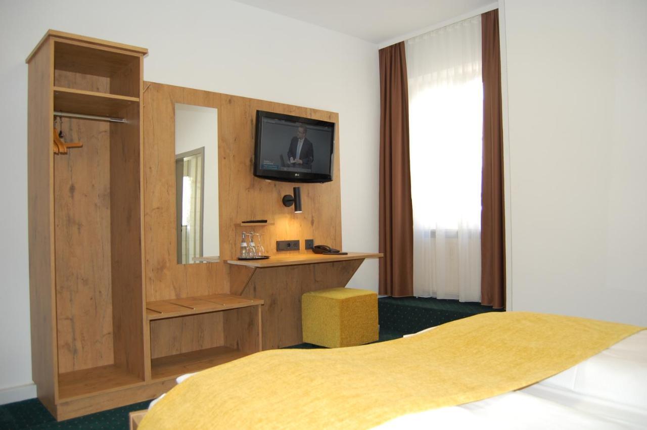 Hotel Am Markt Karlsruhe Ngoại thất bức ảnh